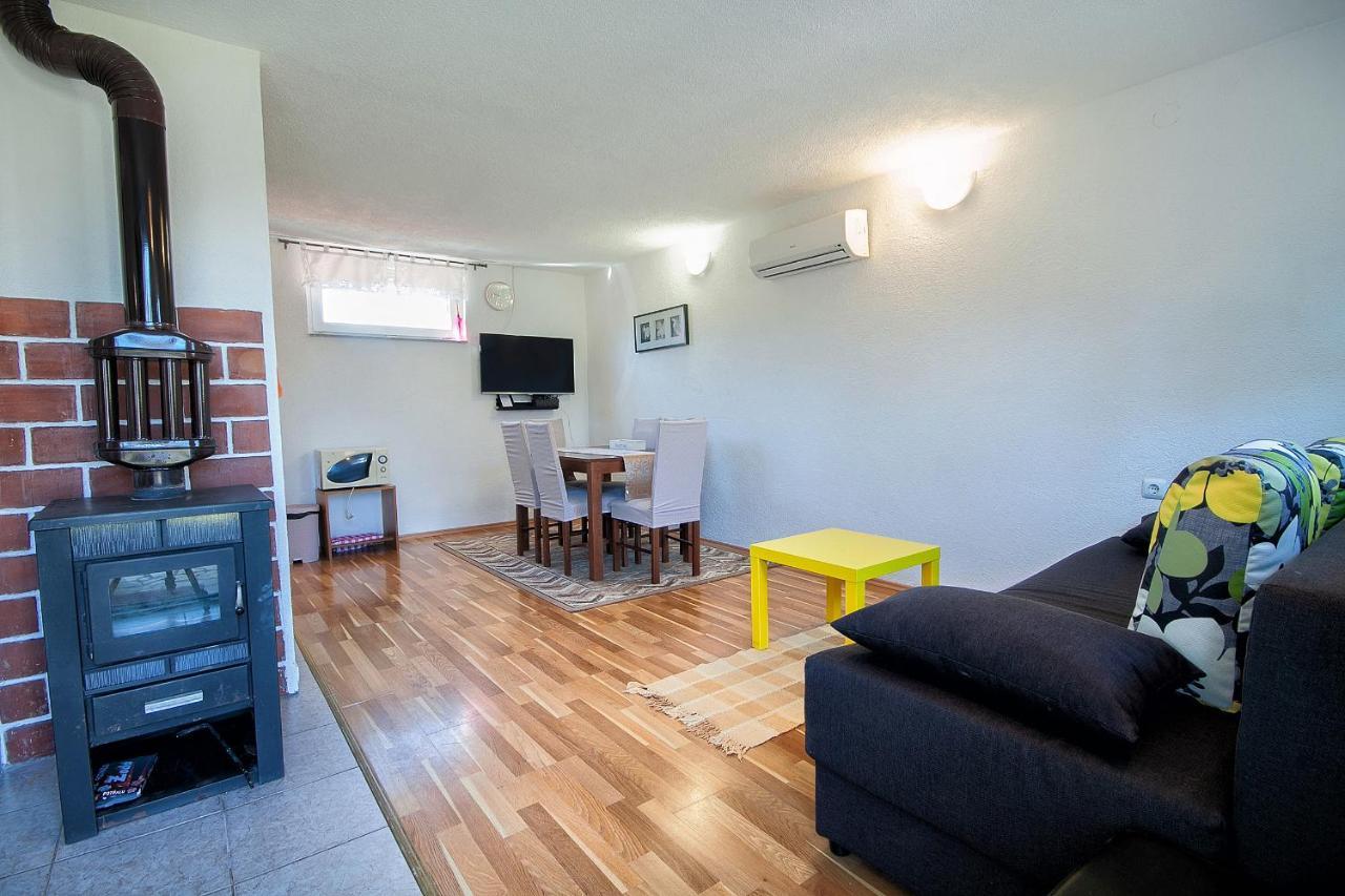 Apartment Ilija Rakovica Eksteriør bilde