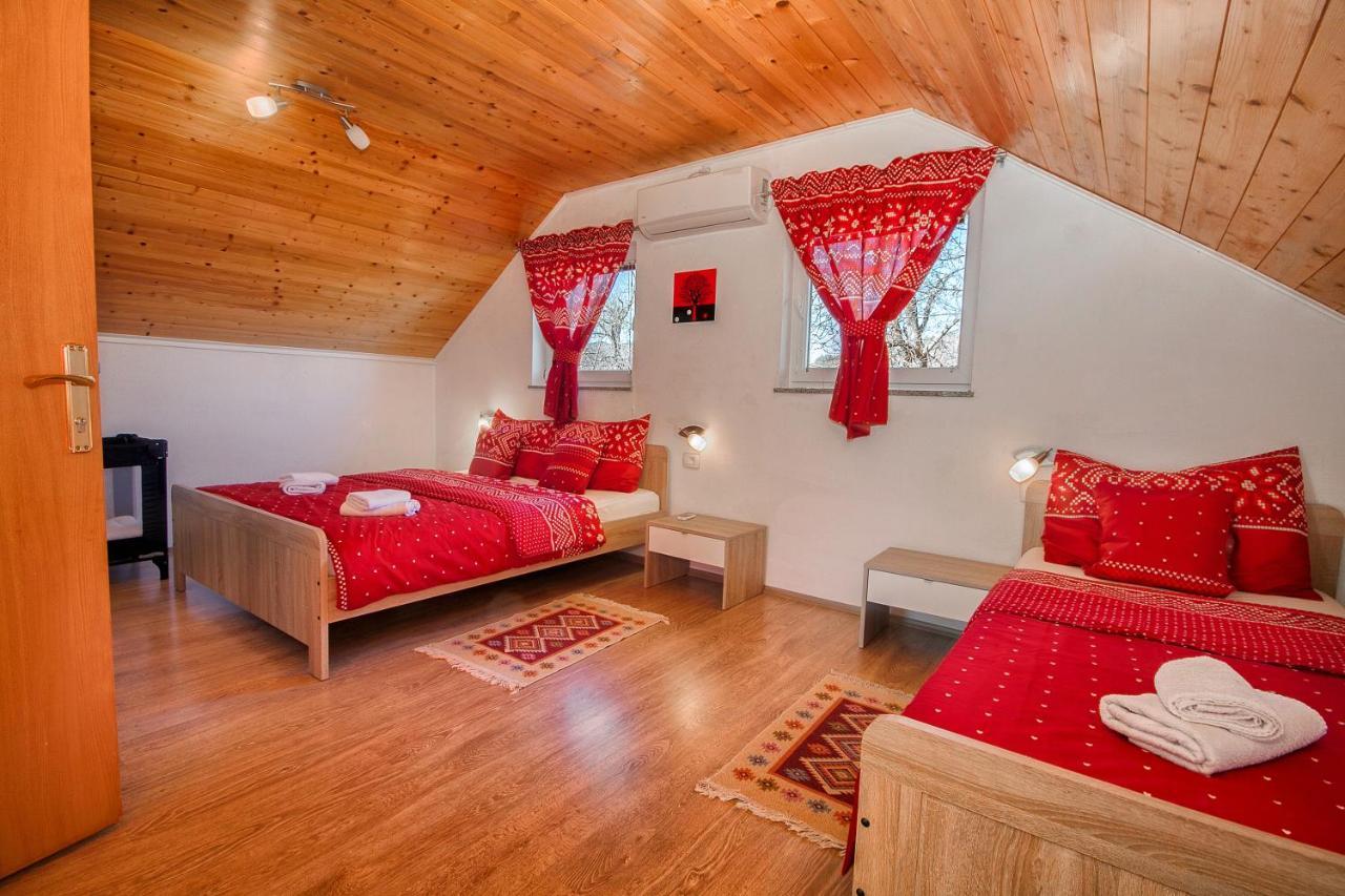 Apartment Ilija Rakovica Eksteriør bilde