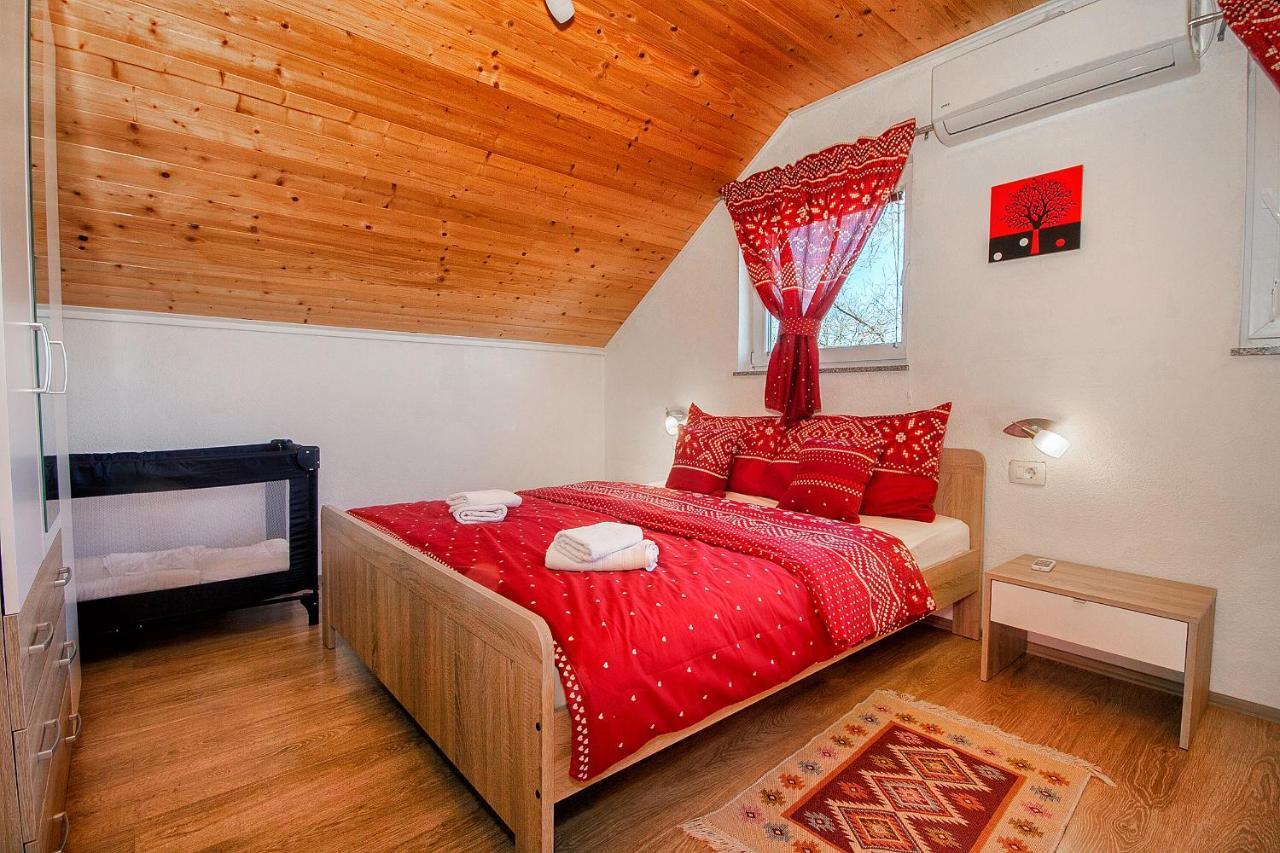 Apartment Ilija Rakovica Eksteriør bilde